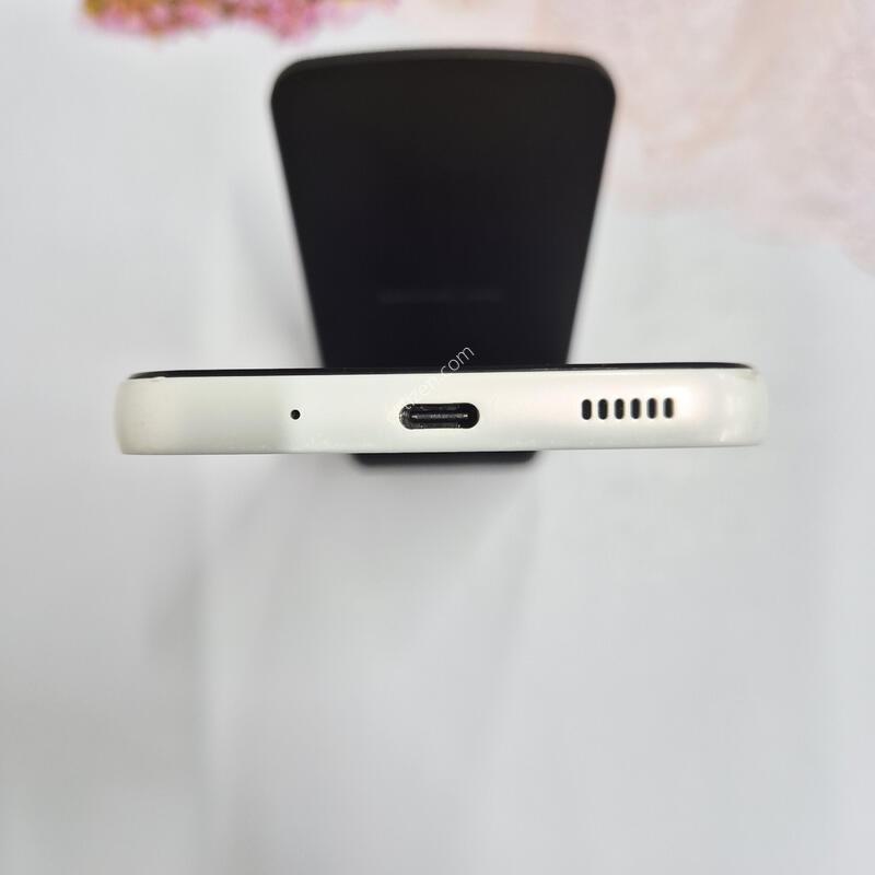 ����������3 ȭ��Ʈ 128GB