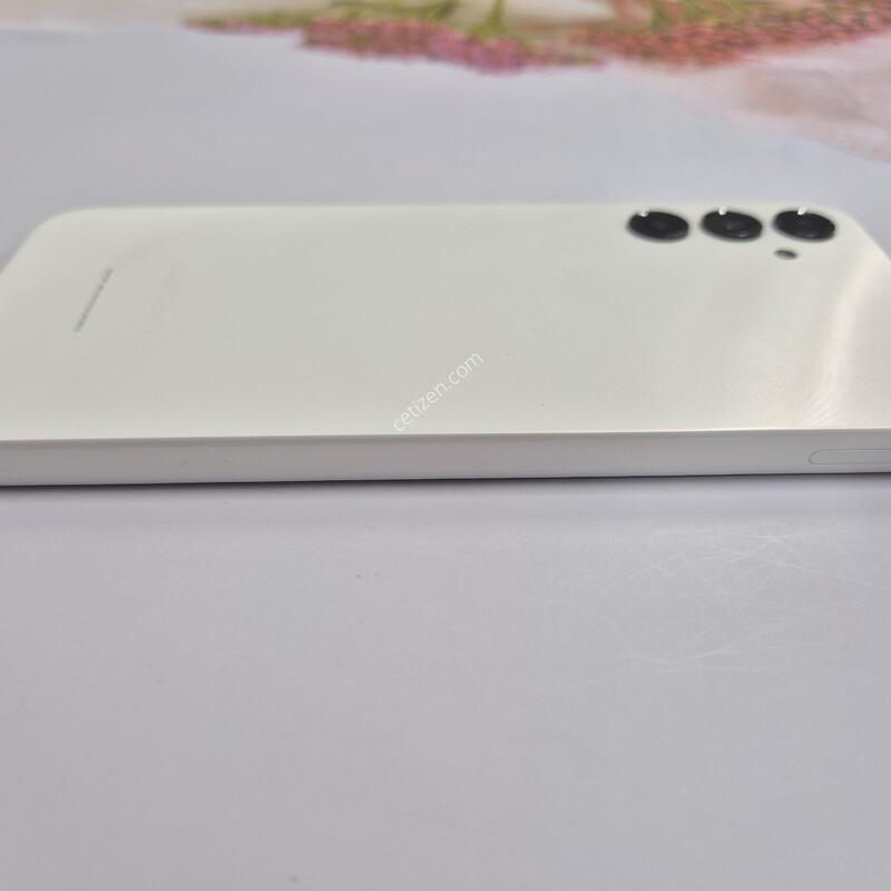 ����������3 ȭ��Ʈ 128GB