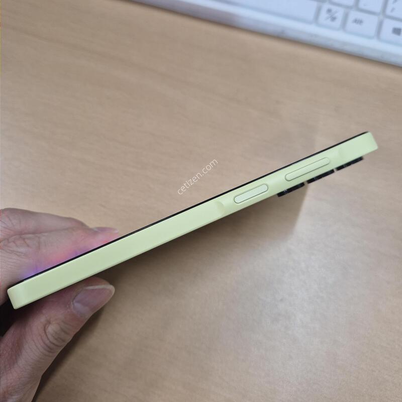 ������A15 ���ο� SS�� 128GB