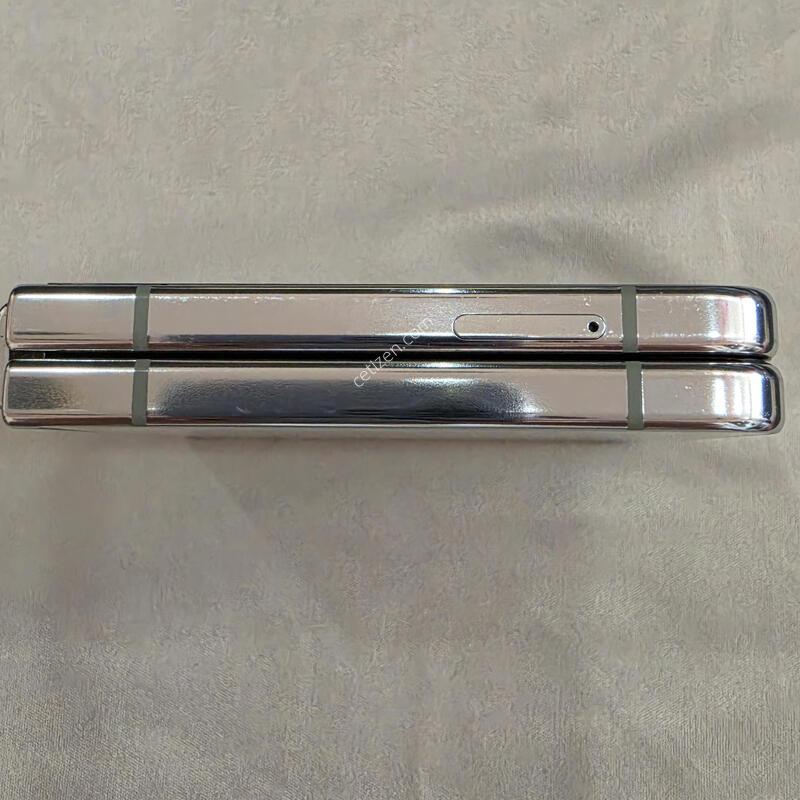 F731 �ø� 5 �Դϴ� 512G!!A�� �Դϴ� ���� ũ������ ����� �����Դϴ� ����������, ���̽�����