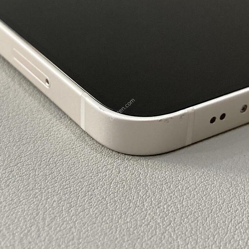 ������ 13�̴� ȭ��Ʈ 128G ���͸�����86% / ����,����S��