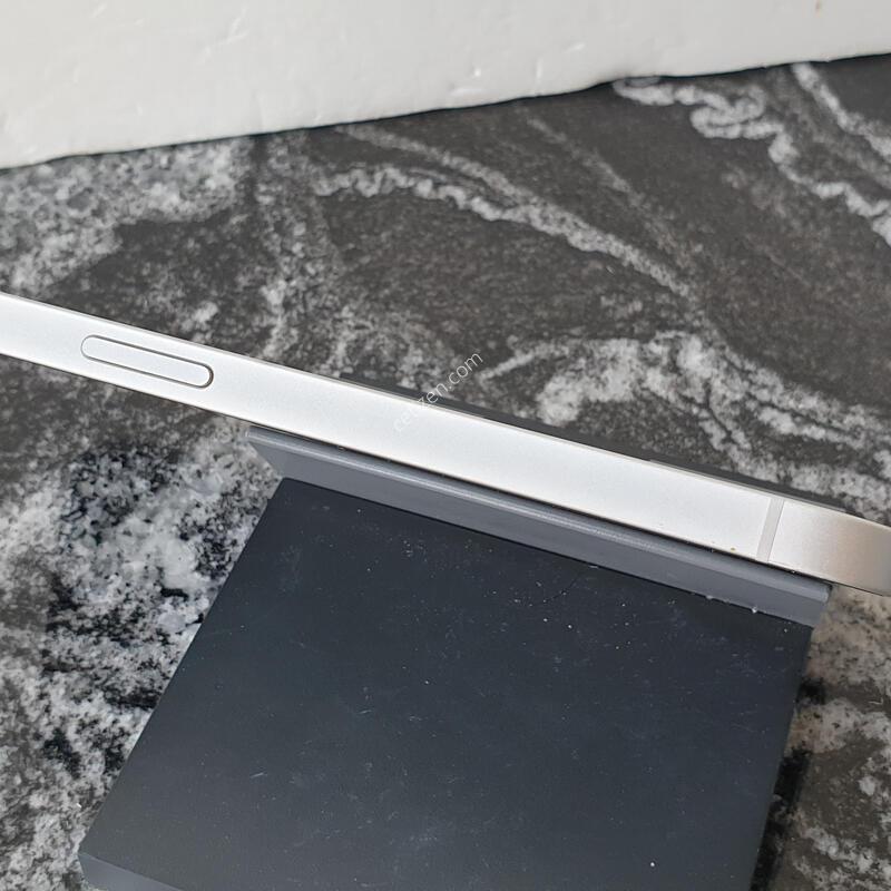 ������16e (A3409) ȭ��Ʈ 128�Ⱑ