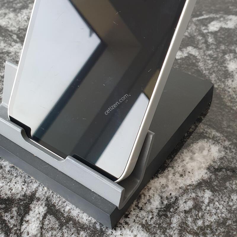 ������16e (A3409) ȭ��Ʈ 128�Ⱑ