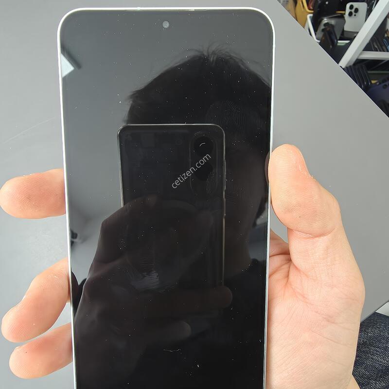 (7031)������s25�÷��� 256 �Ǹ��մϴ�