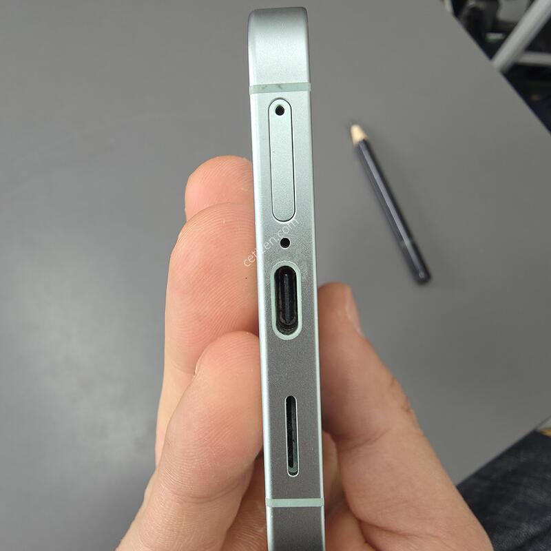 (7031)������s25�÷��� 256 �Ǹ��մϴ�