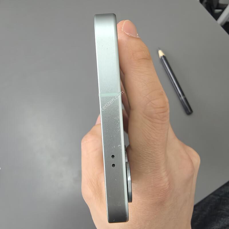 (7031)������s25�÷��� 256 �Ǹ��մϴ�