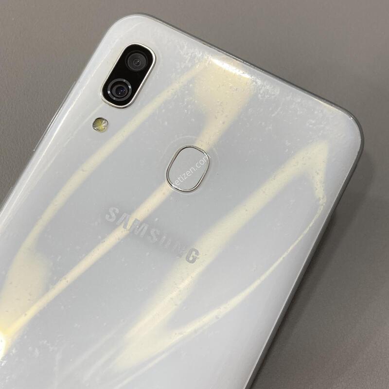 �ܰ� ����� �ֻ�!! / A30 ȭ��Ʈ �ڱ��� (A305)