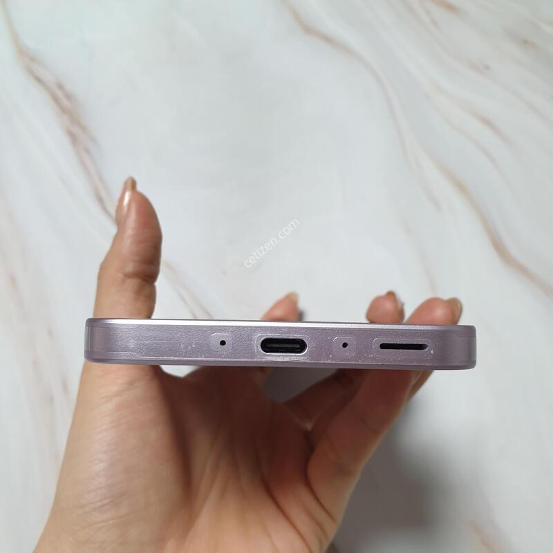 LG ������ A35 5G �����϶� 128G S�� �Ǹ��մϴ�