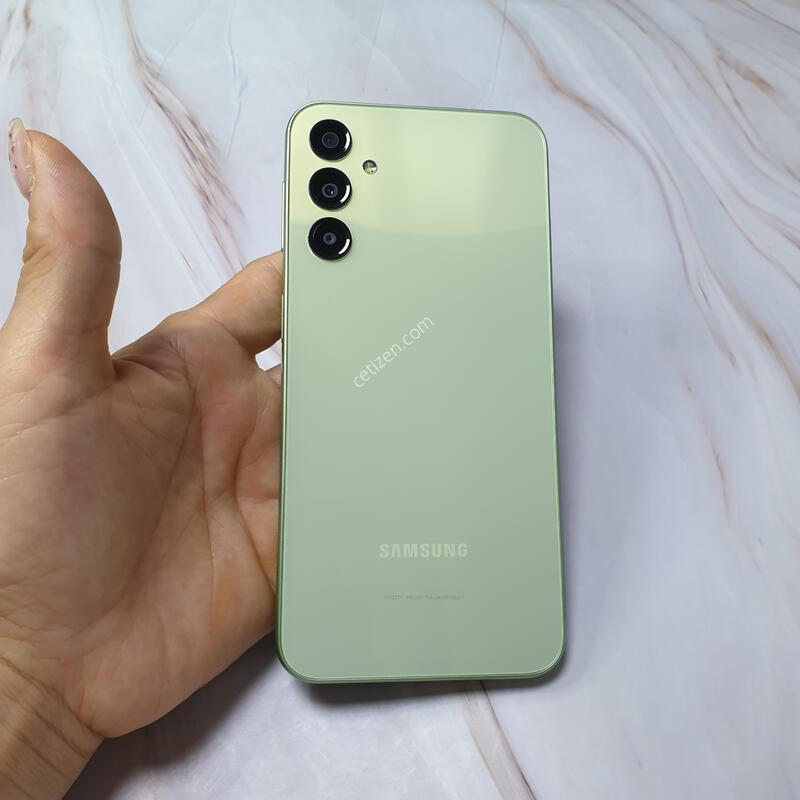 LG ������ A24 �׸� 128G S�� �Ǹ��մϴ�