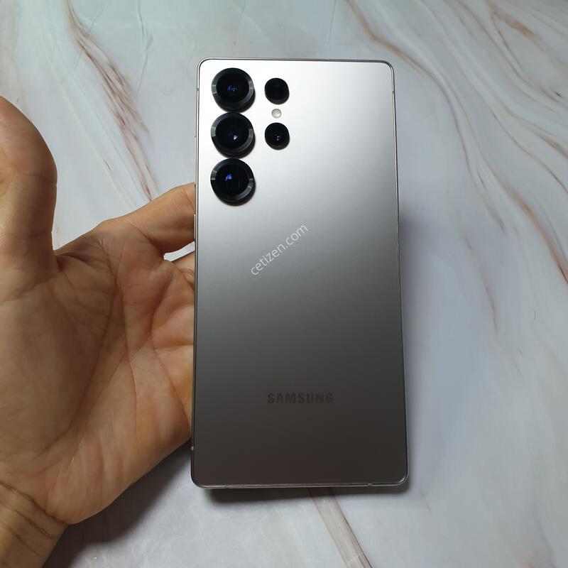 LG ������ S25��Ʈ�� ƼŸ���׷��� 512G S�� �Ǹ��մϴ�