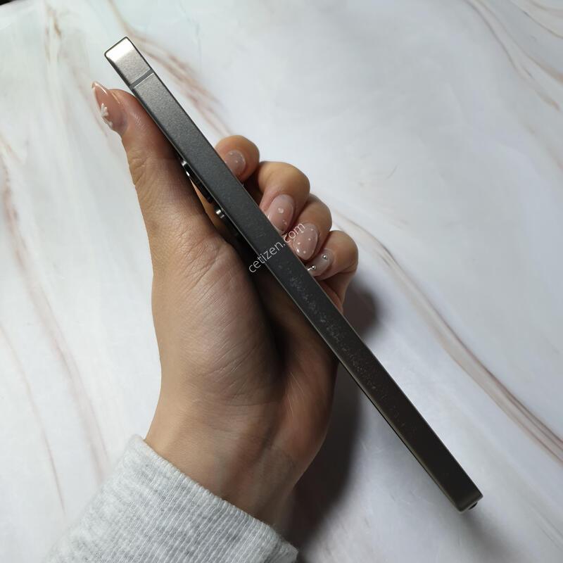 LG ������ S25��Ʈ�� ƼŸ������ 512G A�� �Ǹ��մϴ�