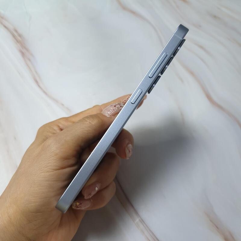 LG ������ S25 5G ���� 256G S�� �Ǹ��մϴ�