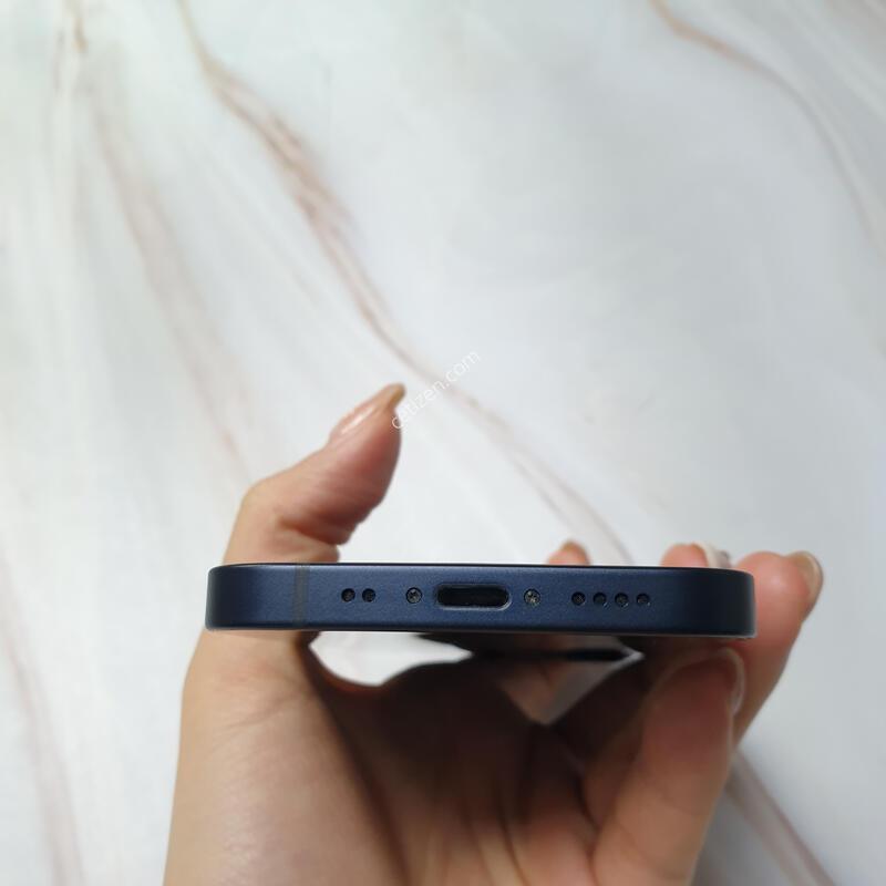 ������ 12�̴� ���� 128G ������ �Ǹ��մϴ�