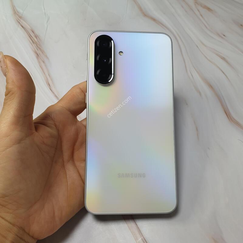 KT ������A36 (A366) ȭ��Ʈ 128G S�� �Ǹ��մϴ�