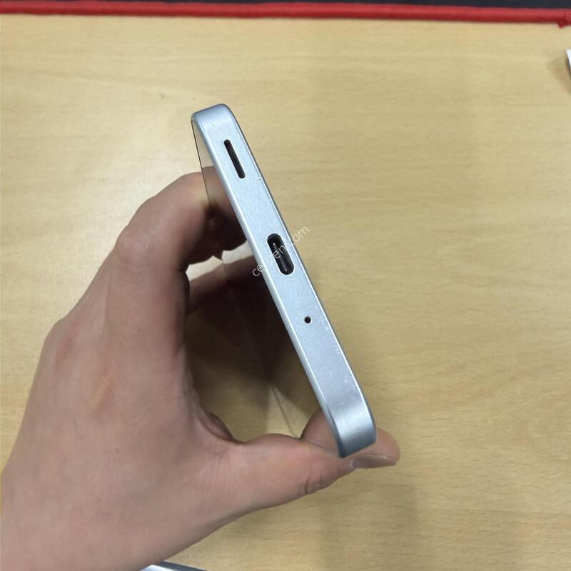 ������ ���̵�8 �׸� 128GB