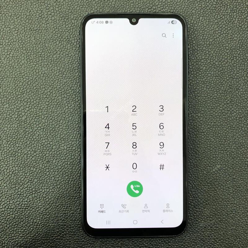 ������A24 ����,�ܰ� ����� �ֻ�,���� ���⽺,�׵θ� ƯA��