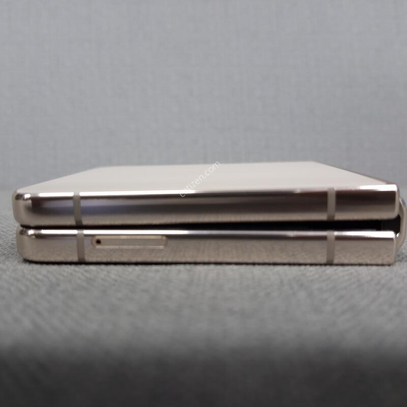 Z �ø�4 256G �Ǹ��մϴ�