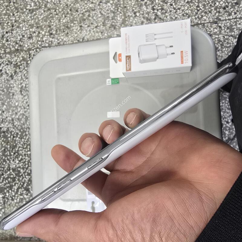 SK Q920 128G ȭ��Ʈ ����� �˴ϴ�