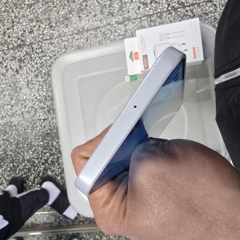 SK A16 (A165) 128G �ǹ����� ����� �˴ϴ�