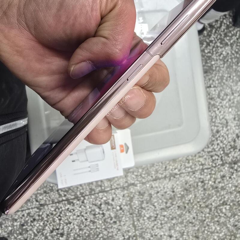 SK S21 (G991) 256G ��ũ���� ����� �˴ϴ�