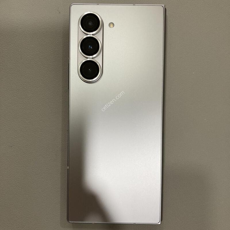 ����� �ֻ�! �ܰ�����, ����S, ���ܻ� / ��Ʈ����6 �ǹ� 512G (F956)