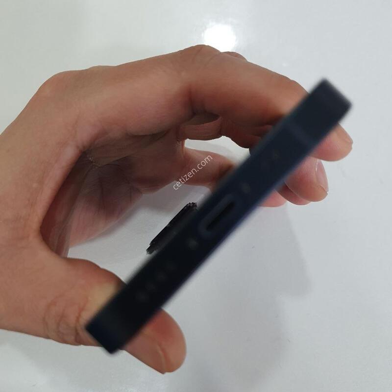 ������13�̴�128G ���ܻ� �������⽺ S�� �߰��� �����