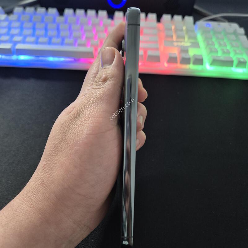 ������ S23 �÷��� 256G �׸�