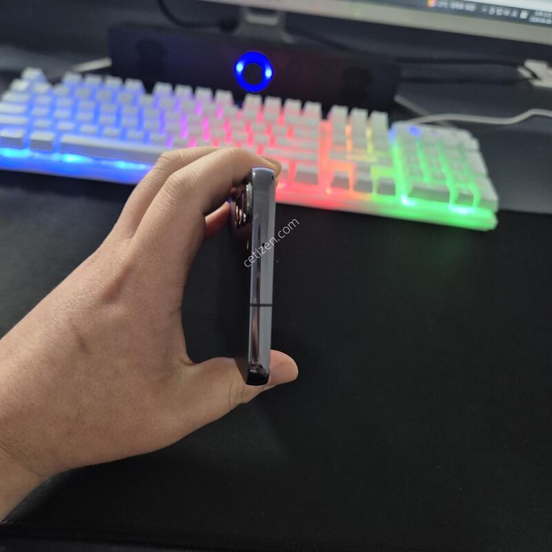 ������ S23 �÷��� 256 ����