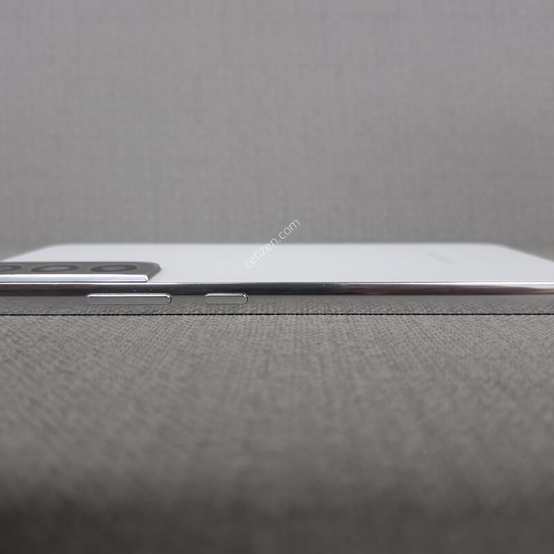 [�ܻ�, ��ȭ, �� ����] S22 �÷��� 256G �Ǹ��մϴ�