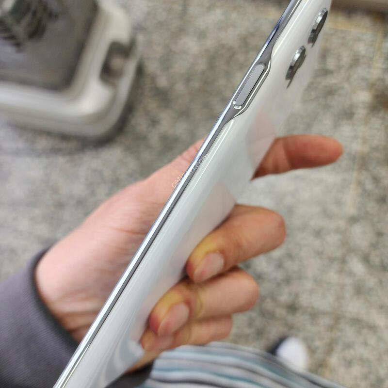 LG Q920 128�Ⱑ �������� ������ �����(�ܻ�.���ξ��� �����^^