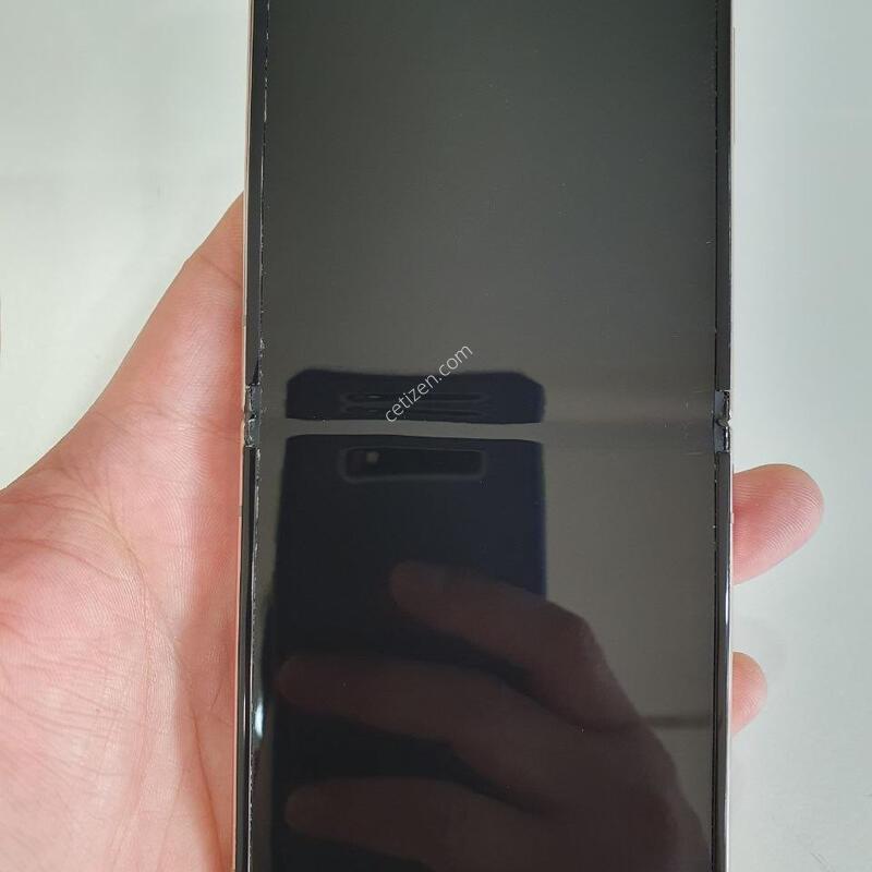 �������ø�4 256G ���ܻ� ������ �߰��� �����