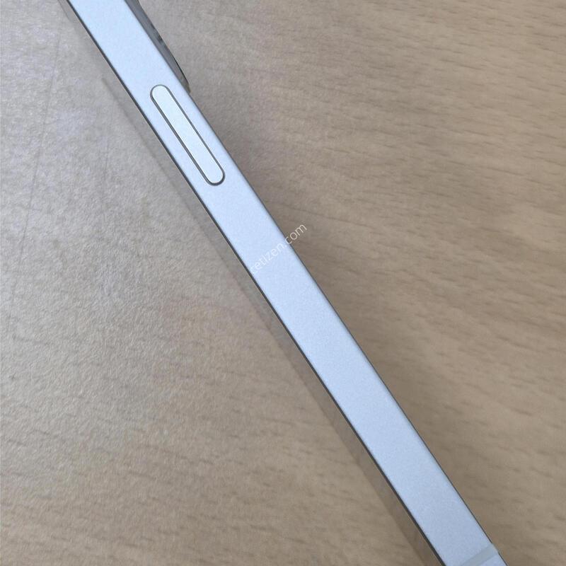 13�̴� 128GB ƯSSS��