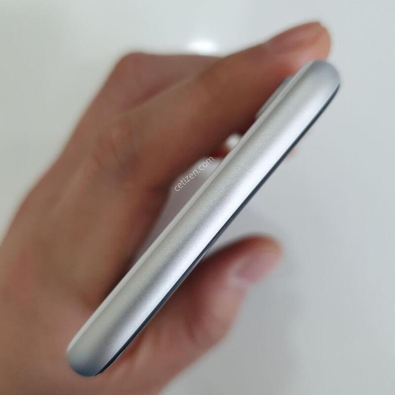 ������SE2 64G ���ܻ� ���⽺ ����Ȱ�� �߰��� �����