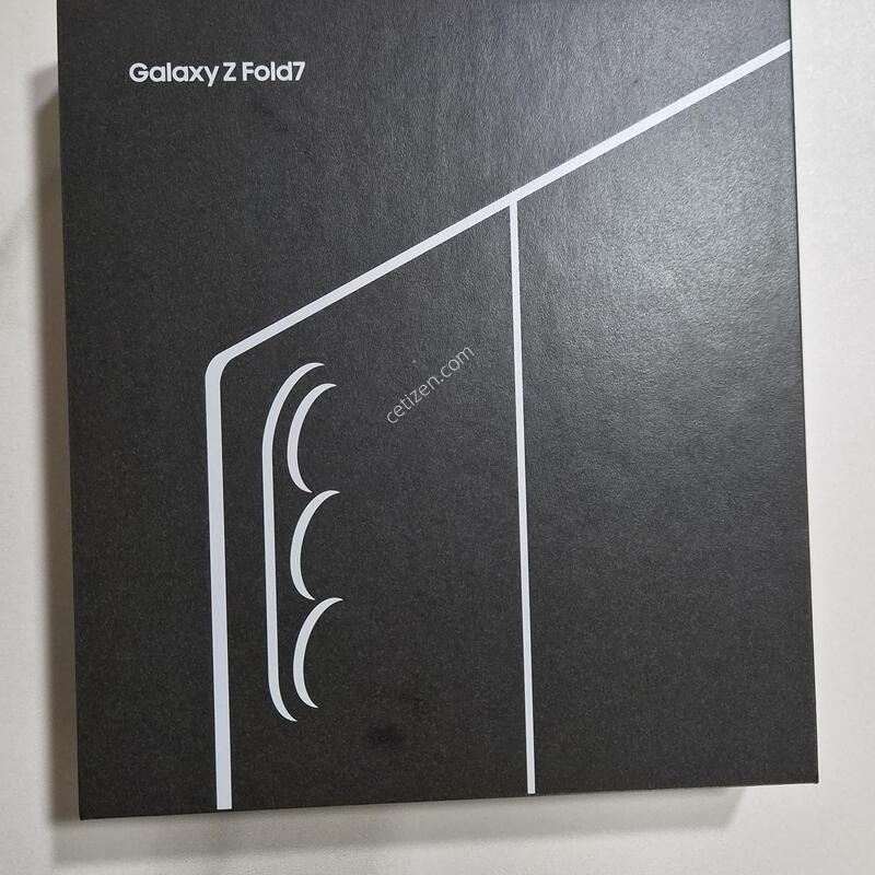 ������ Z Fold 7