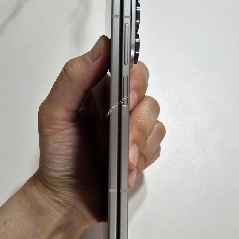 ������ Z Fold 7