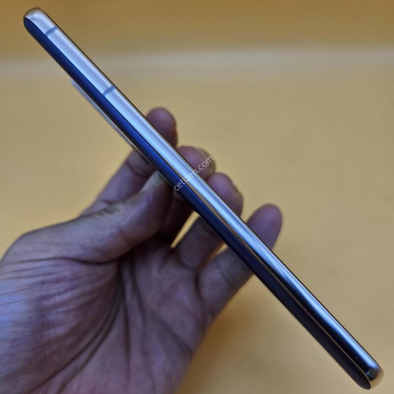 [���۱�]������S21 �ֻ������� 256G ���� ����� �߰���