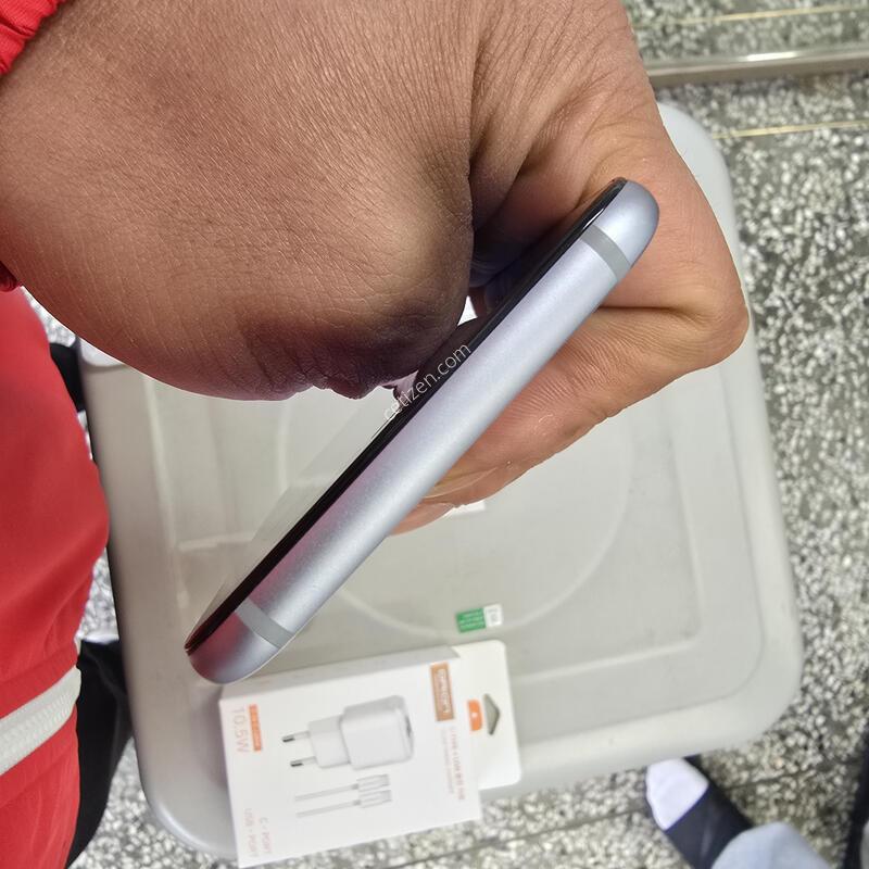 SK A6(A600) 32G �ǹ����� ����� �˴ϴ�
