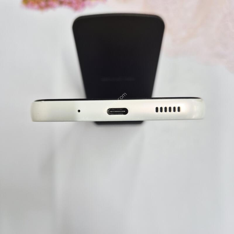 ����������3 ȭ��Ʈ 128GB
