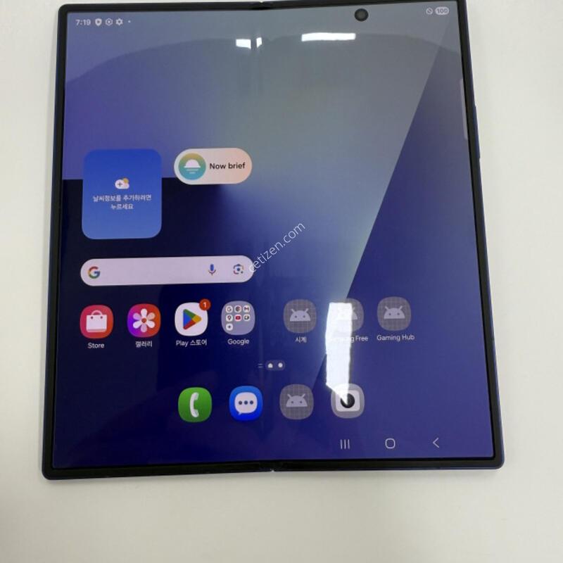 ������Z����7 512GB �ܸ��ڱ��� �Ǹ��մϴ�.