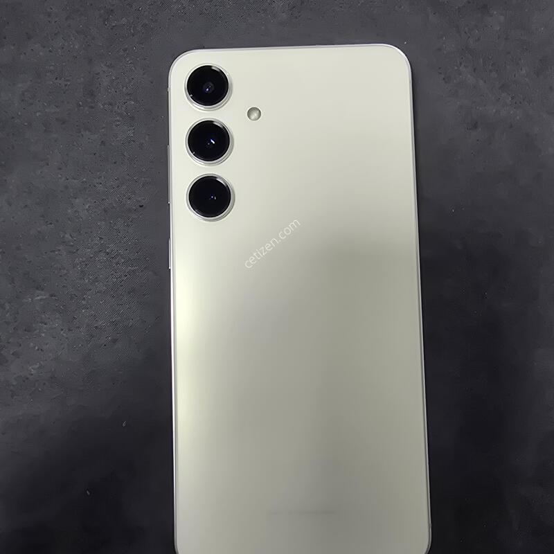������S26�÷����Ǹ��մϴ�