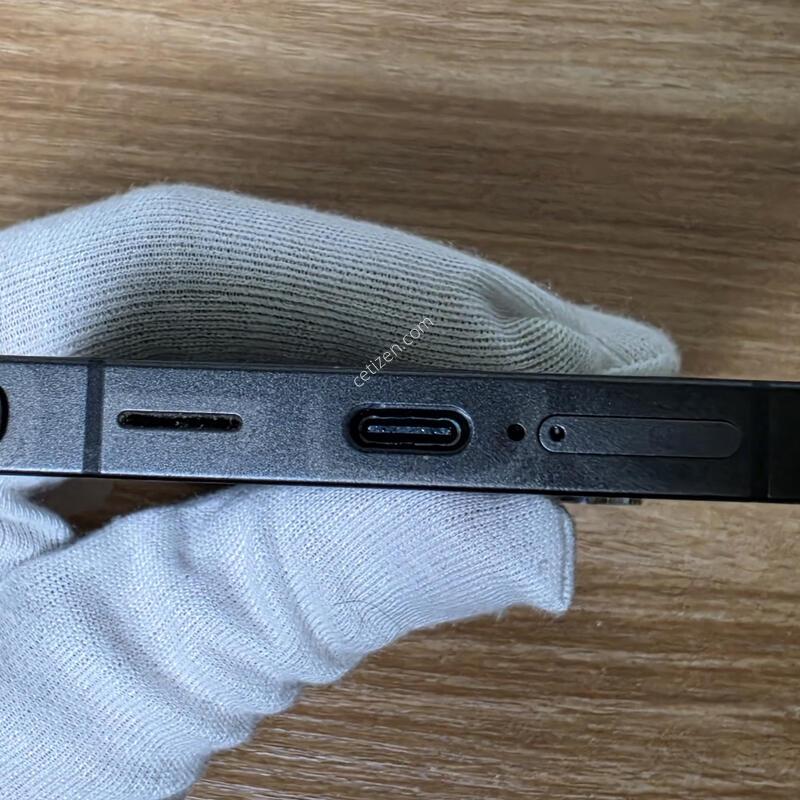 ������ S24 ��Ʈ�� 1TB ���� (�ڱ���)