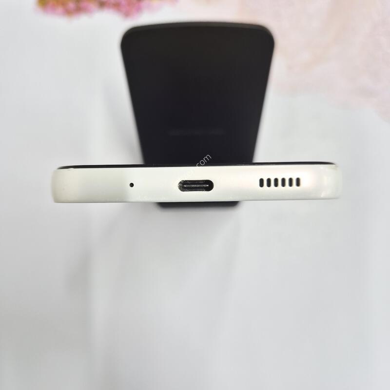 ����������3 ȭ��Ʈ 128GB
