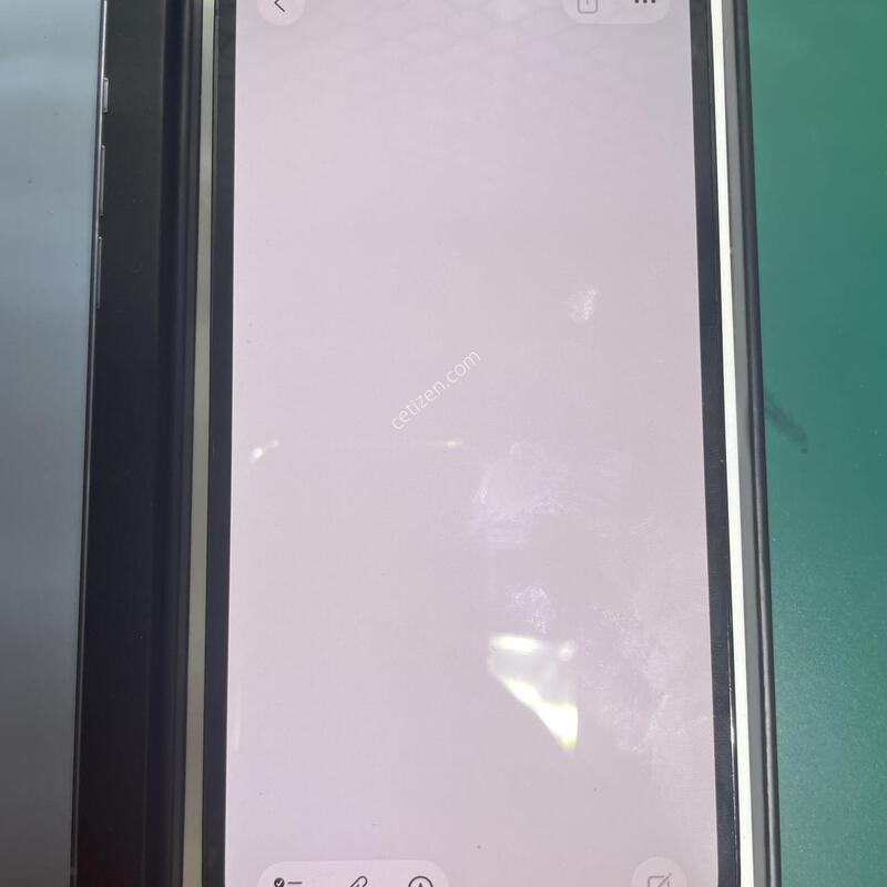 S�� ������ 13���θƽ� ���� 128 GB ���͸� 94% (61)