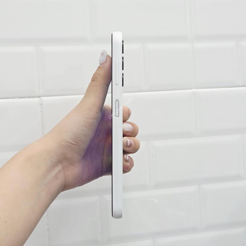 ����������3 ȭ��Ʈ 128GB