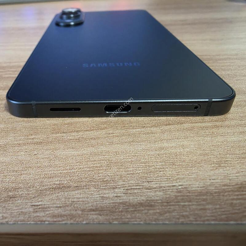 S25���� 256G SK ���� �Ǹ��մϴ�.