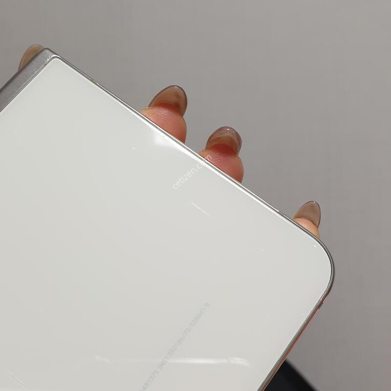 ������ Z�ø�5 5G ȭ��Ʈ 256�Ⱑ �Ǹ��մϴ�-F731N