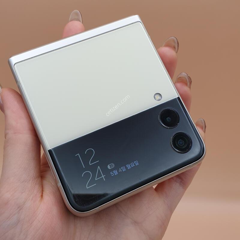 ������ Z�ø�3 5G ũ�� 256G �Ǹ��մϴ�-F711N
