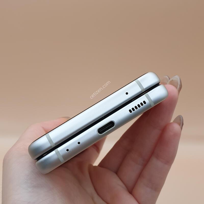 ������ Z�ø�3 5G ũ�� 256G �Ǹ��մϴ�-F711N