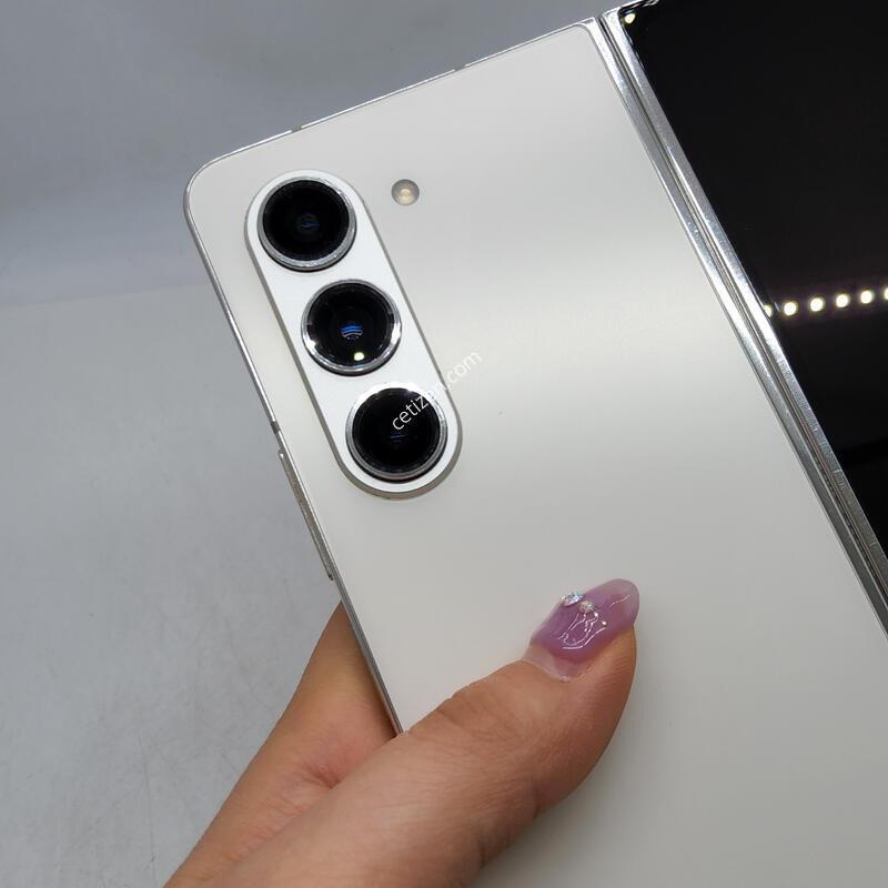 ������Z����5 512GB