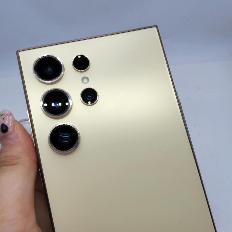 S24��Ʈ�� ���ο� 256�Ⱑ